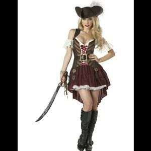 Women's Pirate Halloween Costume